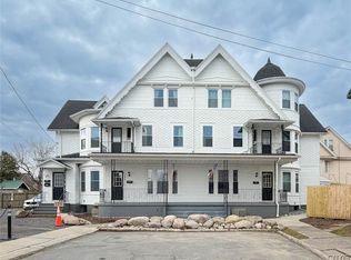 1017 White Pl, Utica, NY 13501