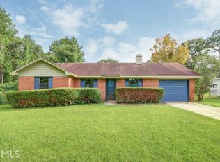 106 Hatch St, Springfield, GA 31329