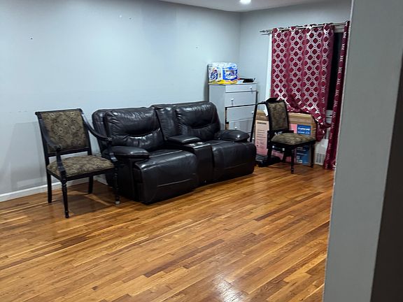 2nd image of 9119 Smith Ave Floor 1
