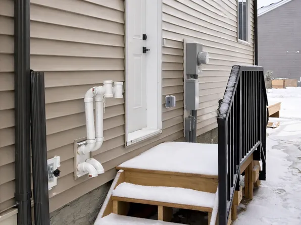 4844 Cawsey Ter SW, Edmonton, AB T6W 5M8