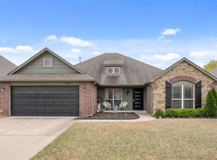 3612 W 107th Ct S, Jenks, OK 74037
