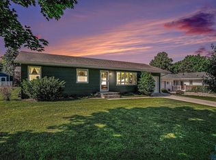 501 Central Ln, Luverne, MN 56156
