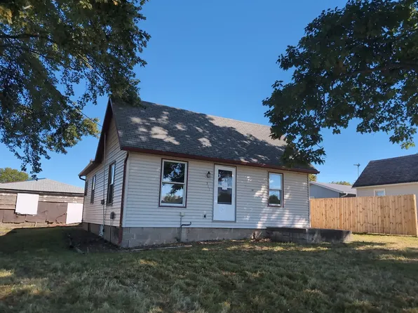 311 Evans Randolph St, Oskaloosa, IA 52577