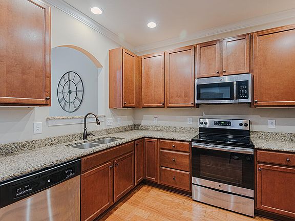 3rd image of 1024 Lake Michael Way