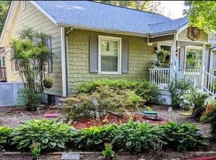 437 Mount View Dr, Tunnel Hill, GA 30755
