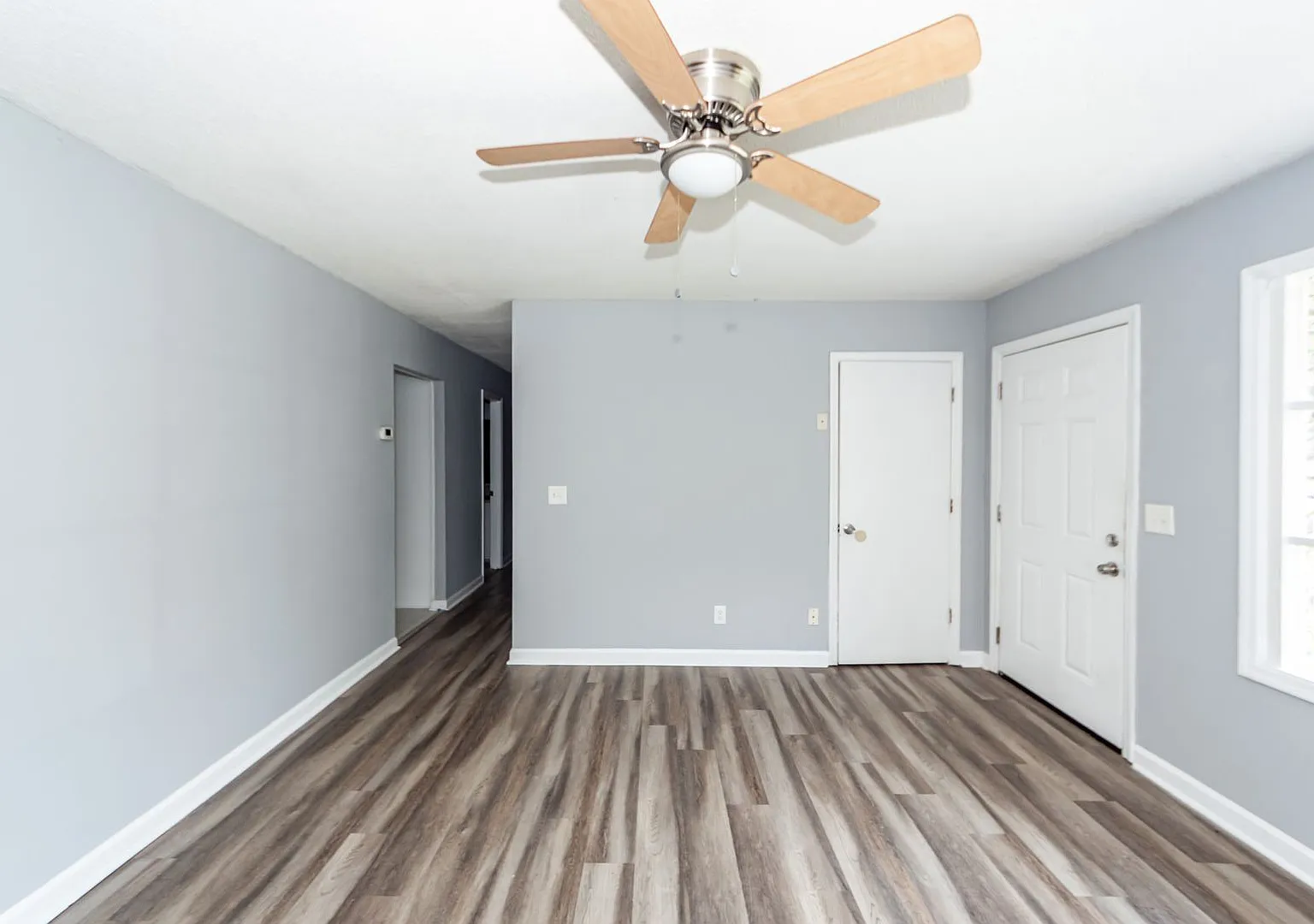 3 Bedroom, 1.5 Bathroom Home in Greenhurst - Summerville — Photo 4