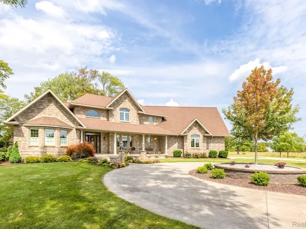 8371 Section Line Rd, Harbor Beach, MI 48441