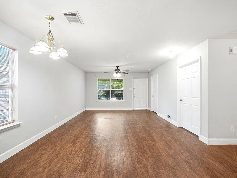 11723 Greenmesa Dr — Photo 10