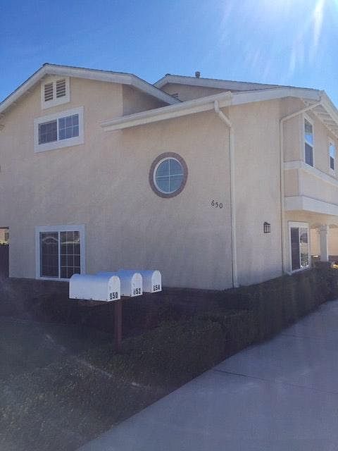 1st image of 650 E Lemon Ave