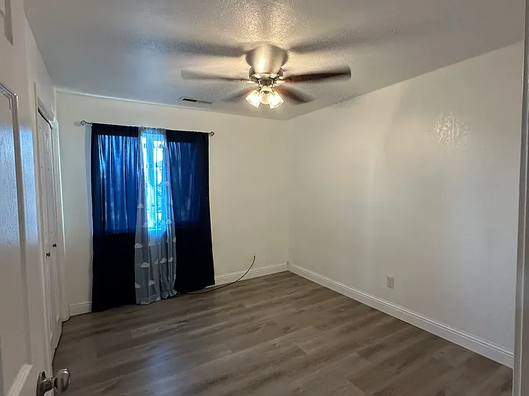 2108 Summerset Ave — Photo 2