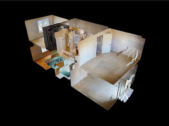 2nd image of 1411 Parade St #1411