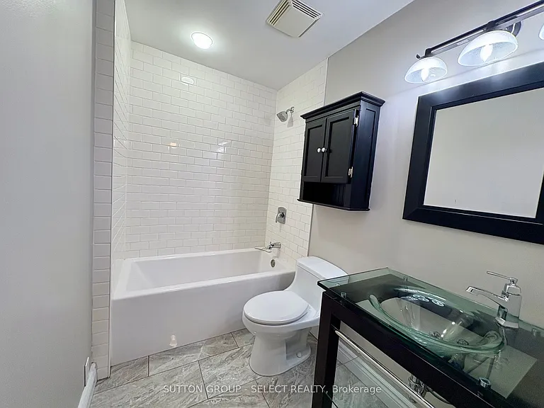 440 Wellington St #103 — Photo 17
