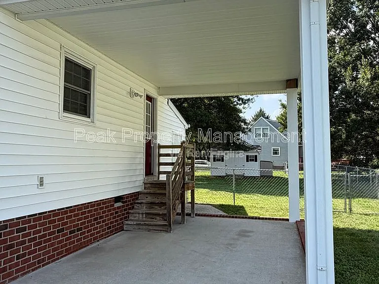 6294 Simi Ct — Photo 20