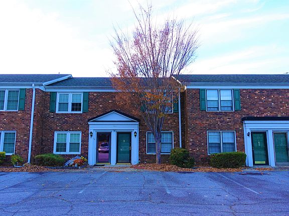 2nd image of 1 Hartsville Dr APT 23