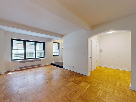 3rd image of 141 E 56th St APT 2B