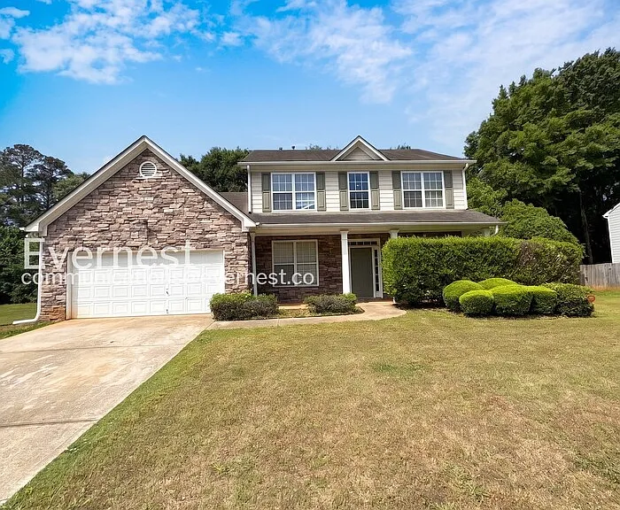 75 Greenland Dr — Photo 1