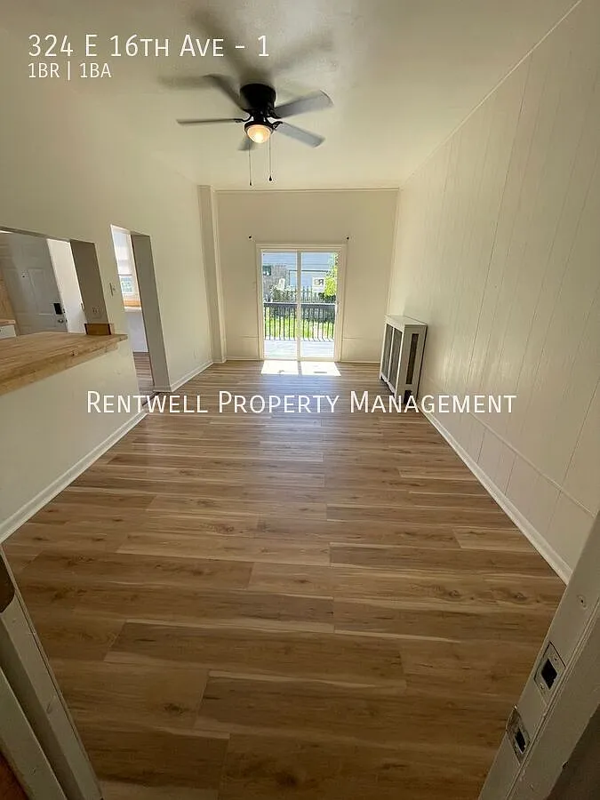 1st-Floor 1-Bedroom Apartment with Private Deck — Photo 4