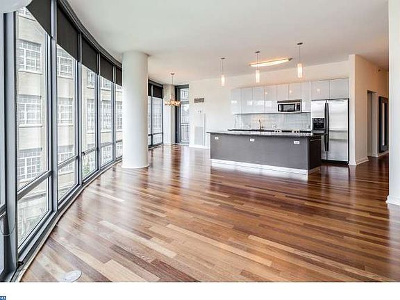 4th image of 2101 Market St Unit 303