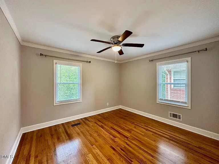 816 S State St — Photo 13