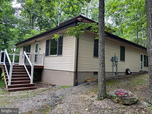3rd image of 251 Riffey Mountain Ln