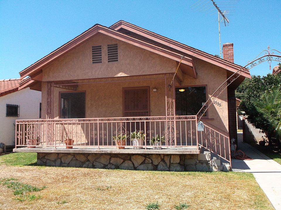 1st image of 2533 Las Flores St