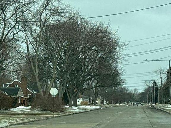 5th image of 27501 Milton Ave