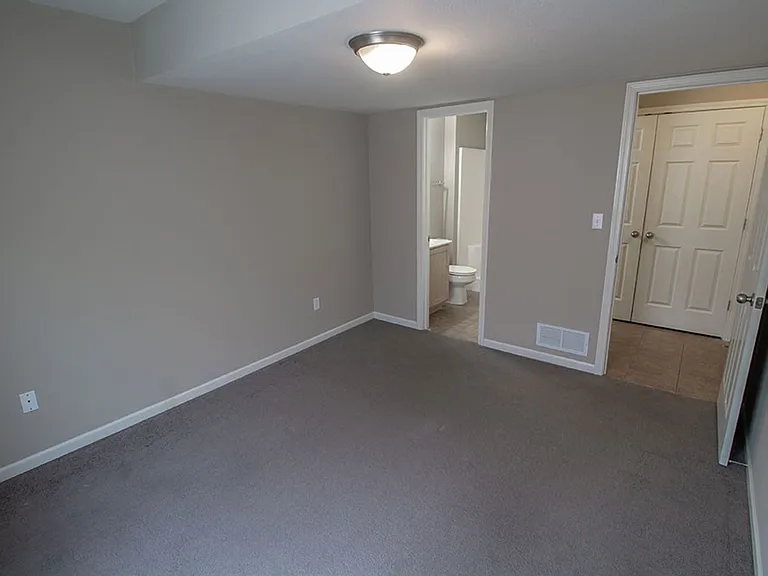 214 Arctic Wolf Ct — Photo 16