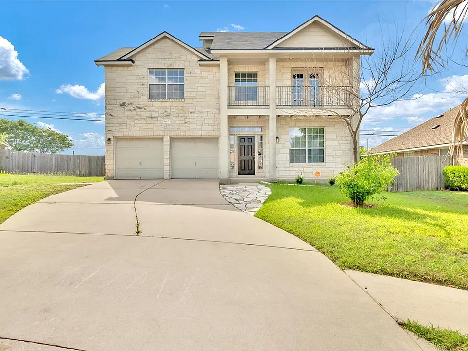 1402 Grafton Ln