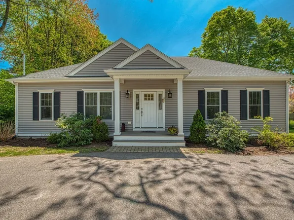 352 S Main St, Sharon, MA 02067