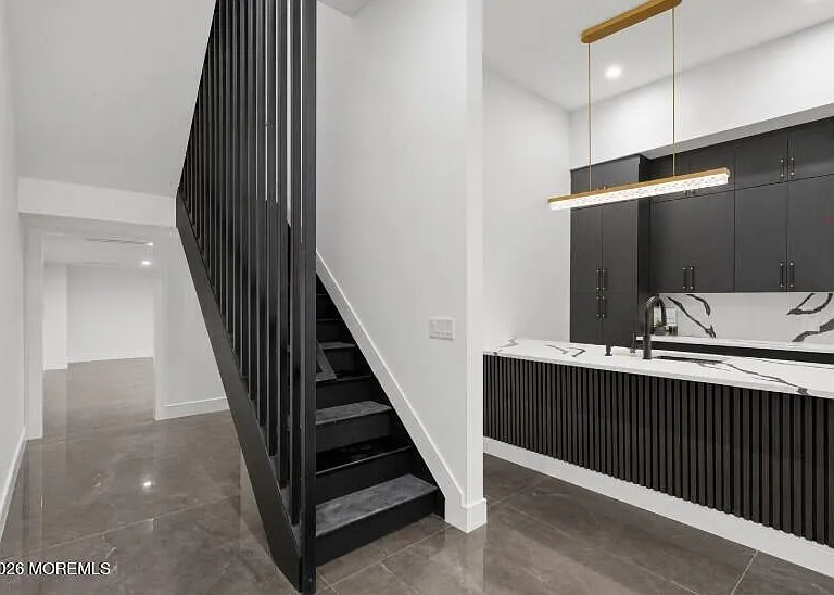 9 Minerva St #1 — Photo 16