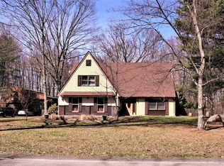 699 Saint Johns Rd, Wapwallopen, PA 18660