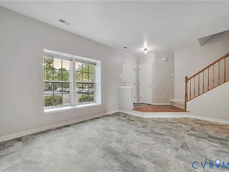 2545 Mountain Ash Cir — Photo 12