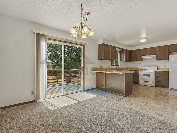 3rd image of 4424 W Redding Rd #1