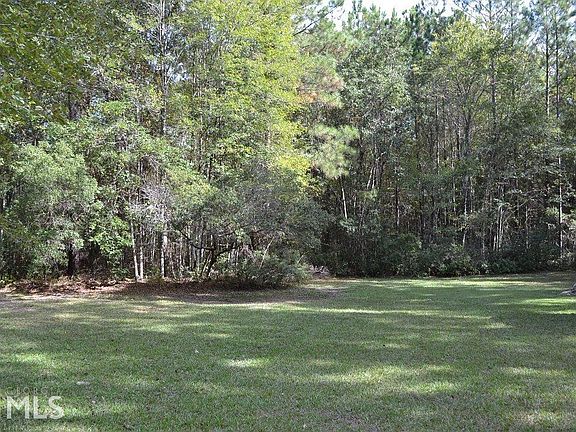 4th image of 222 Woods Dr
