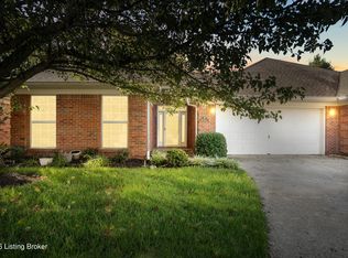 10412 Dove Chase Cir, Louisville, KY