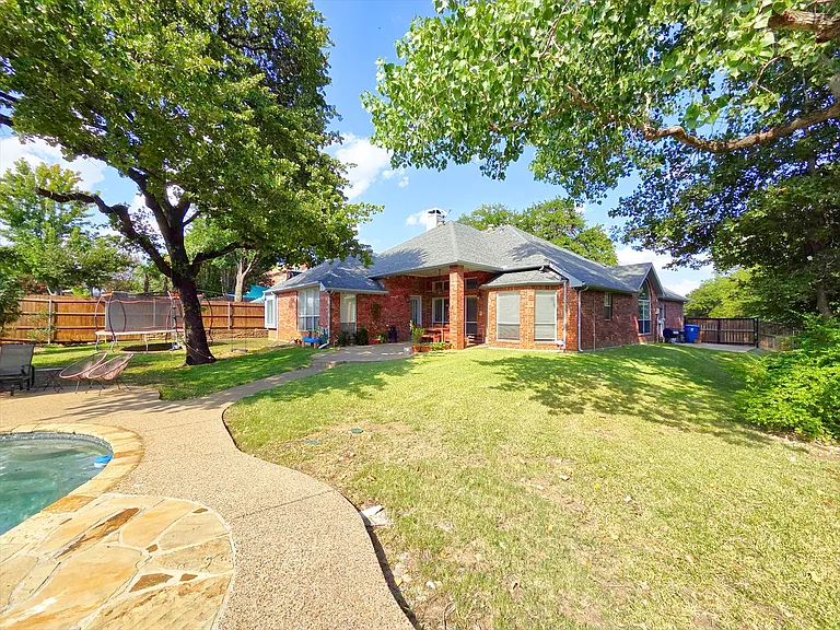 1601 Twilight Dr — Photo 24