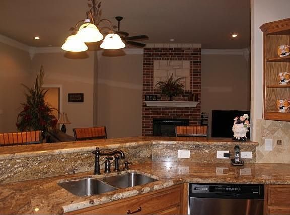 5th image of 281 County Road 2910