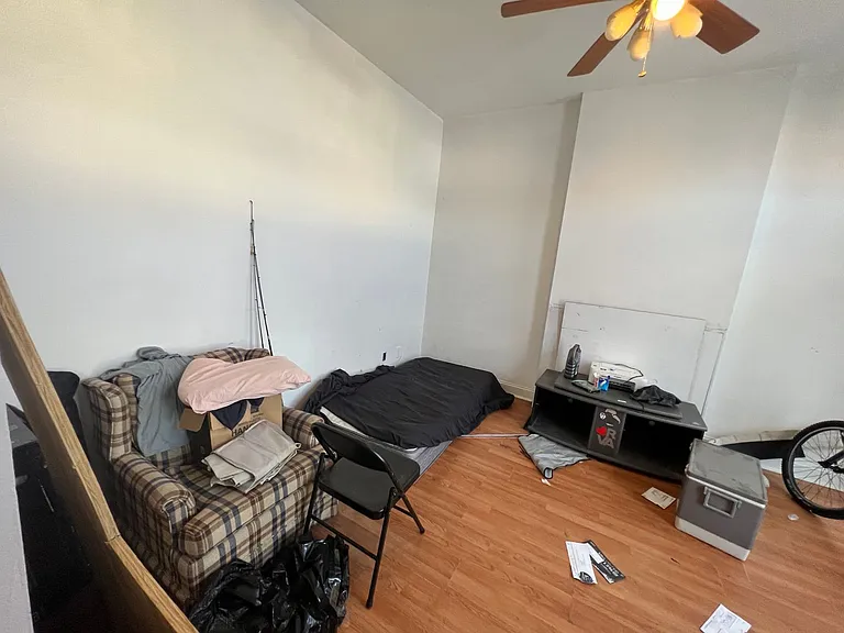 1235 W Cary St — Photo 39