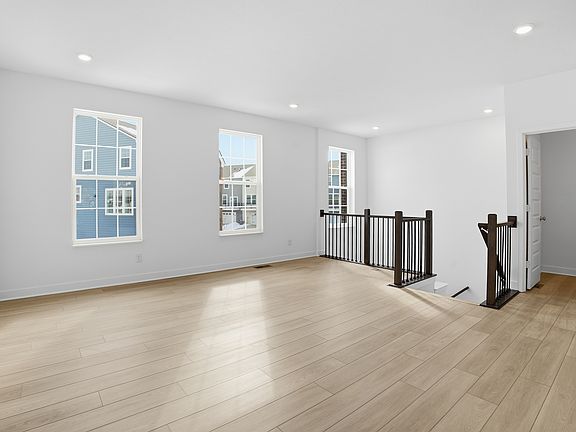 4th image of 5918 Juna Ave