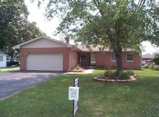 26655 Emma Ave, Flat Rock, MI 48134
