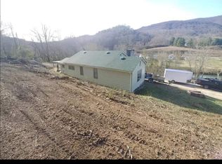 265-273 Andys Ridge Rd, Rocky Top, TN 37769