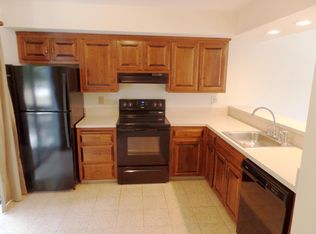 14 Coalpit Hill Rd APT 4, Danbury, CT 06810