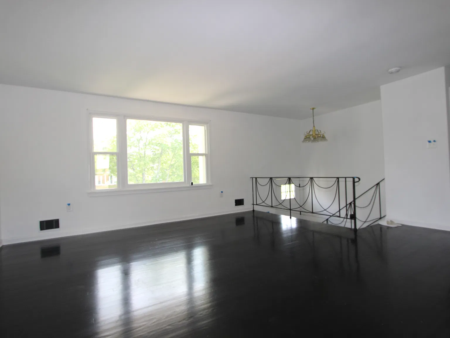 4 bed, 1261 sqft, $3,300 — Photo 4