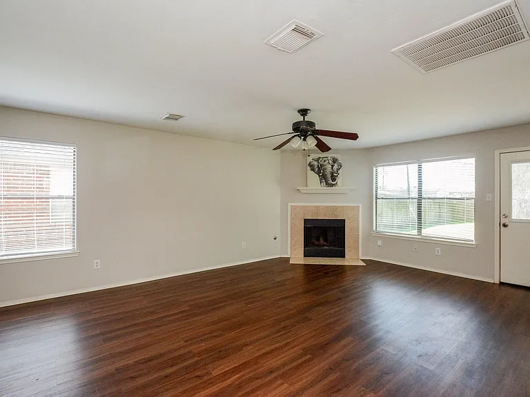 6835 Lower Arrow Dr — Photo 18