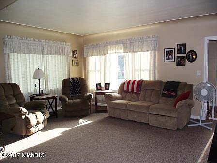 4th image of 308 N Reinberg Ave