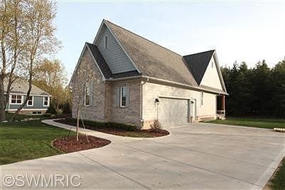 3rd image of 11313 Troon Dr #39