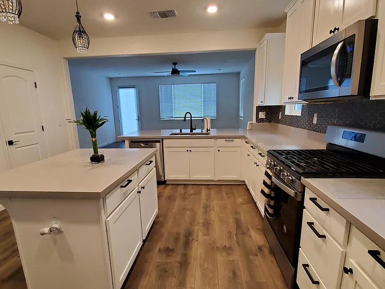 2433 Buzz Aldrin Way — Photo 12
