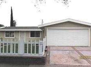 19316 Delight St, Santa Clarita, CA 91351