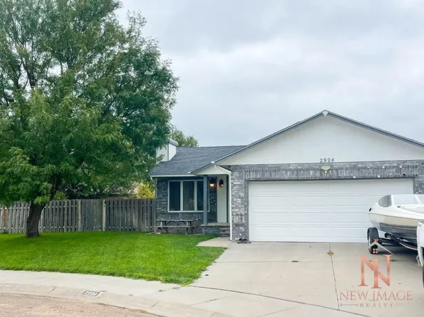2924 Patty Pl, Garden City, KS 67846