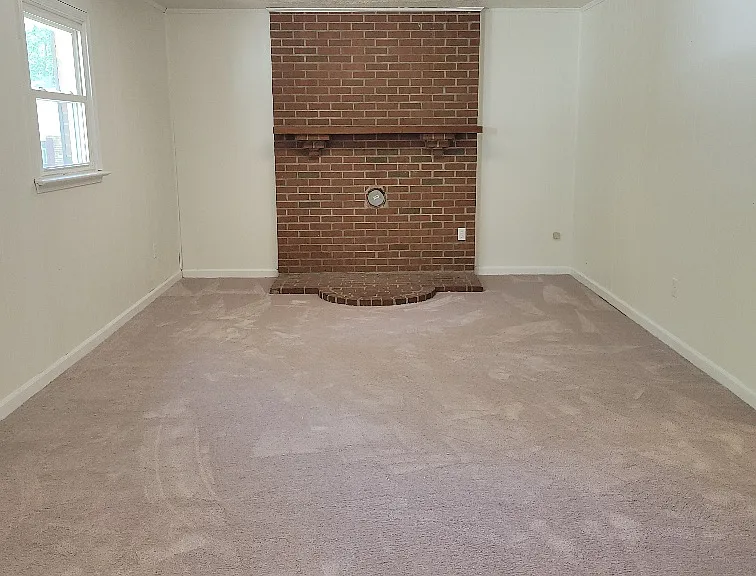 104 Crutchfield Cir — Photo 15